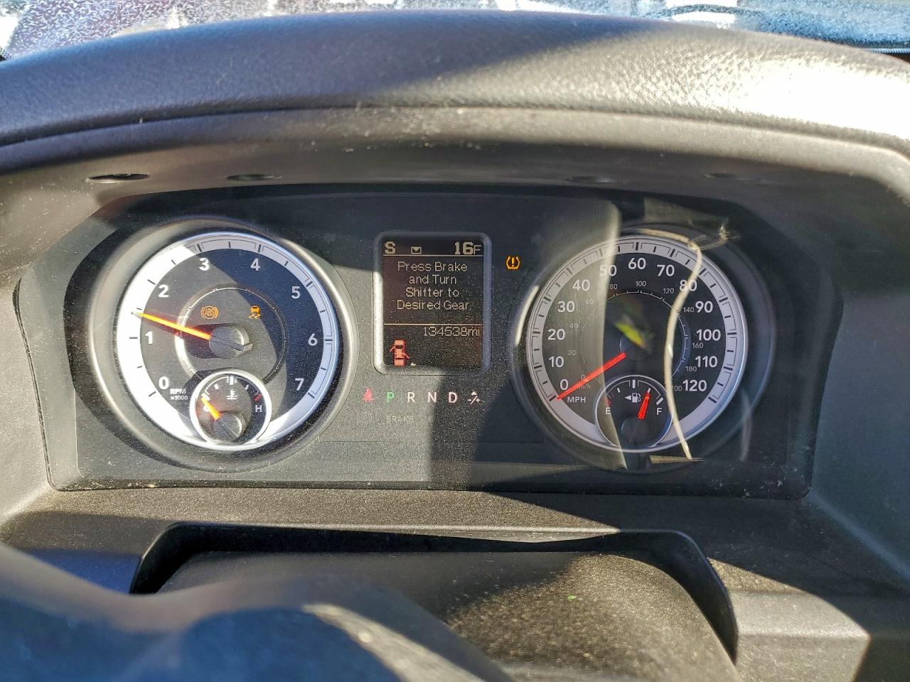 2013 RAM 1500 SLT photo 9
