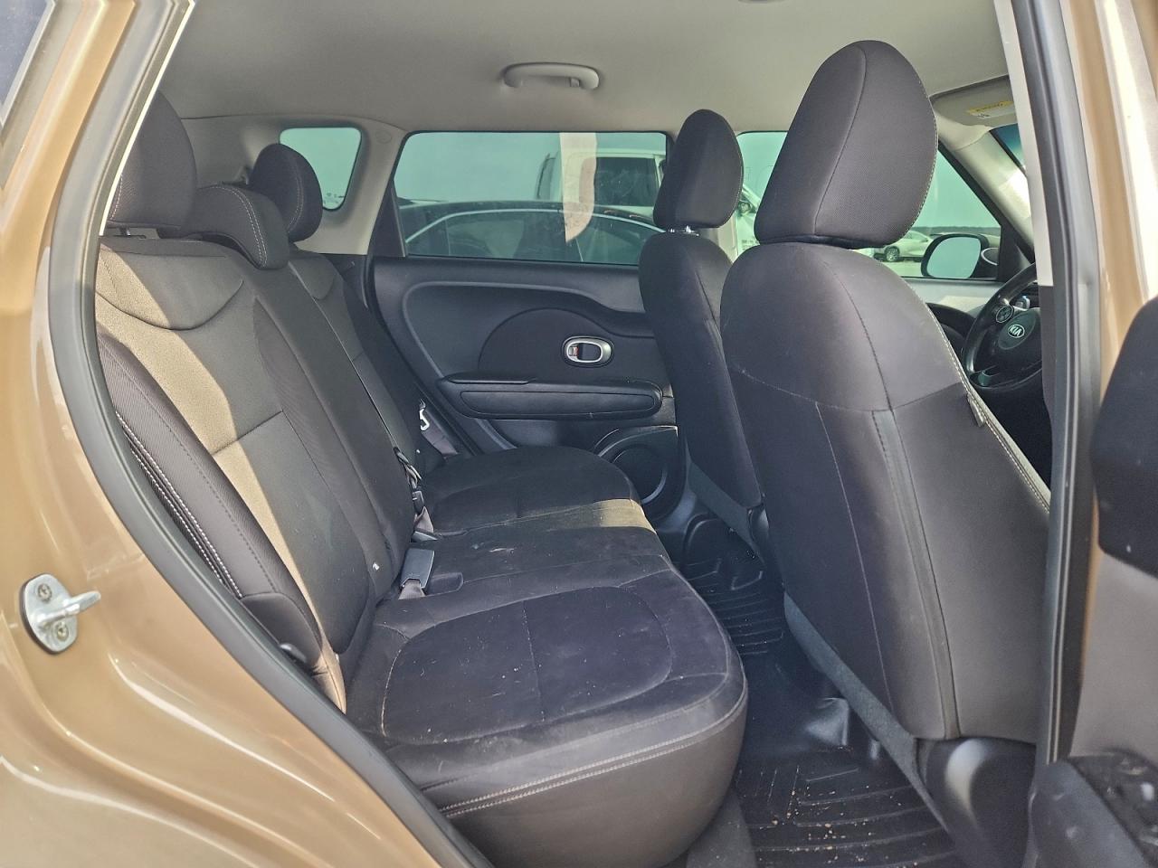 2016 KIA SOUL photo 10