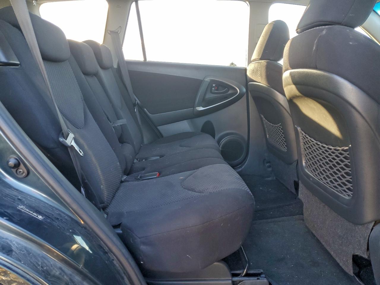 2010 TOYOTA RAV4 photo 11