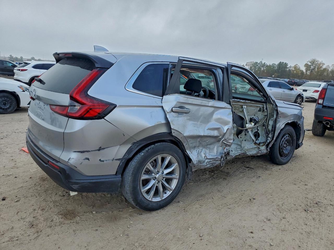 2024 HONDA CR-V EX photo 3