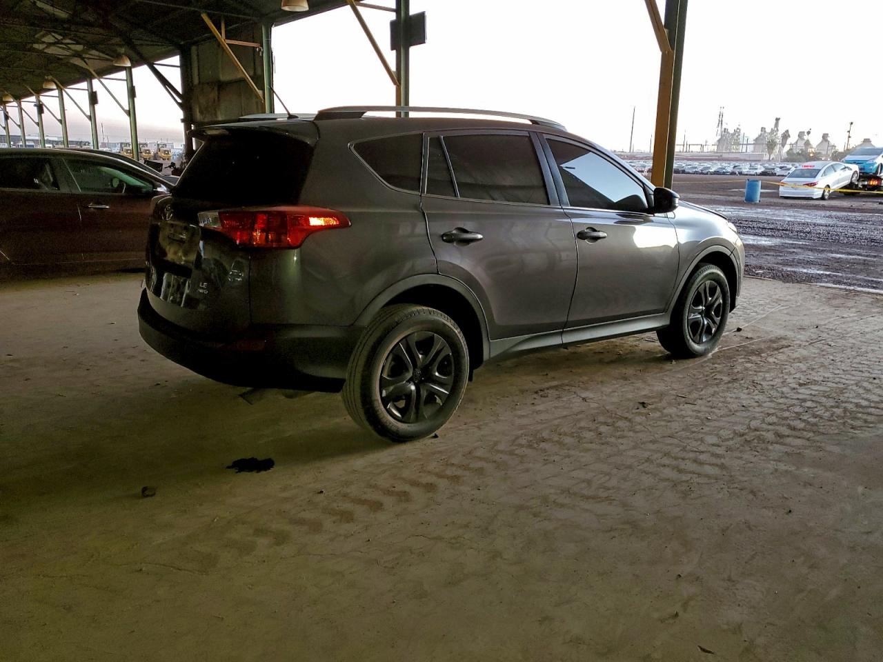 2014 TOYOTA RAV4 LE photo 3