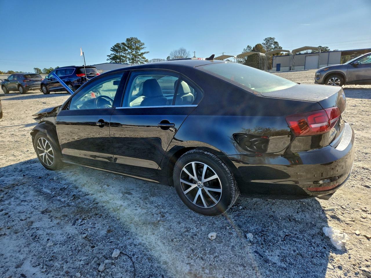 2017 VOLKSWAGEN JETTA SE photo 2