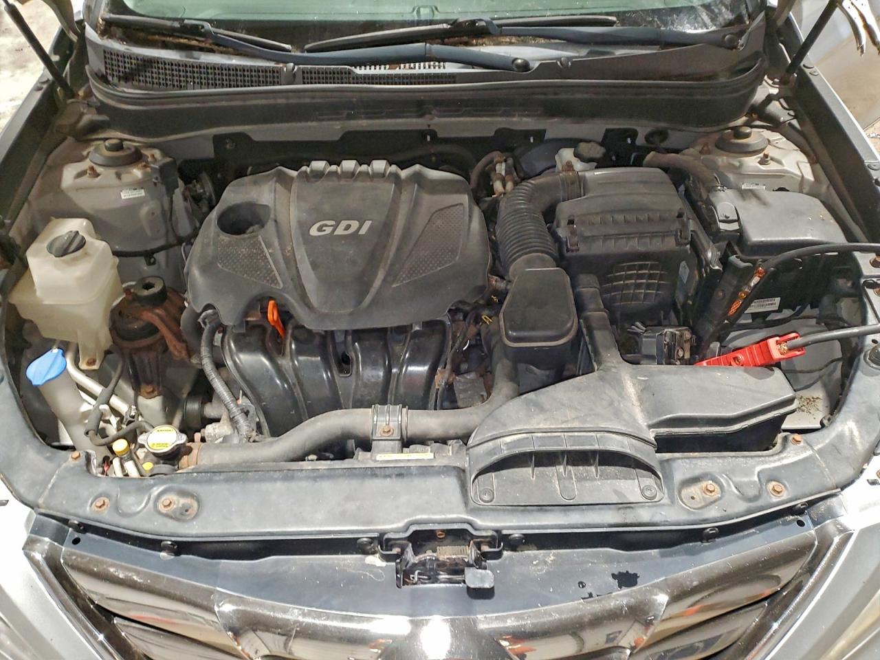 2011 HYUNDAI SONATA SE photo 11
