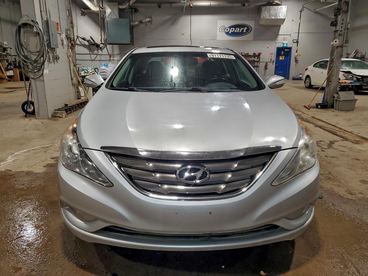 2011 HYUNDAI SONATA SE photo 5