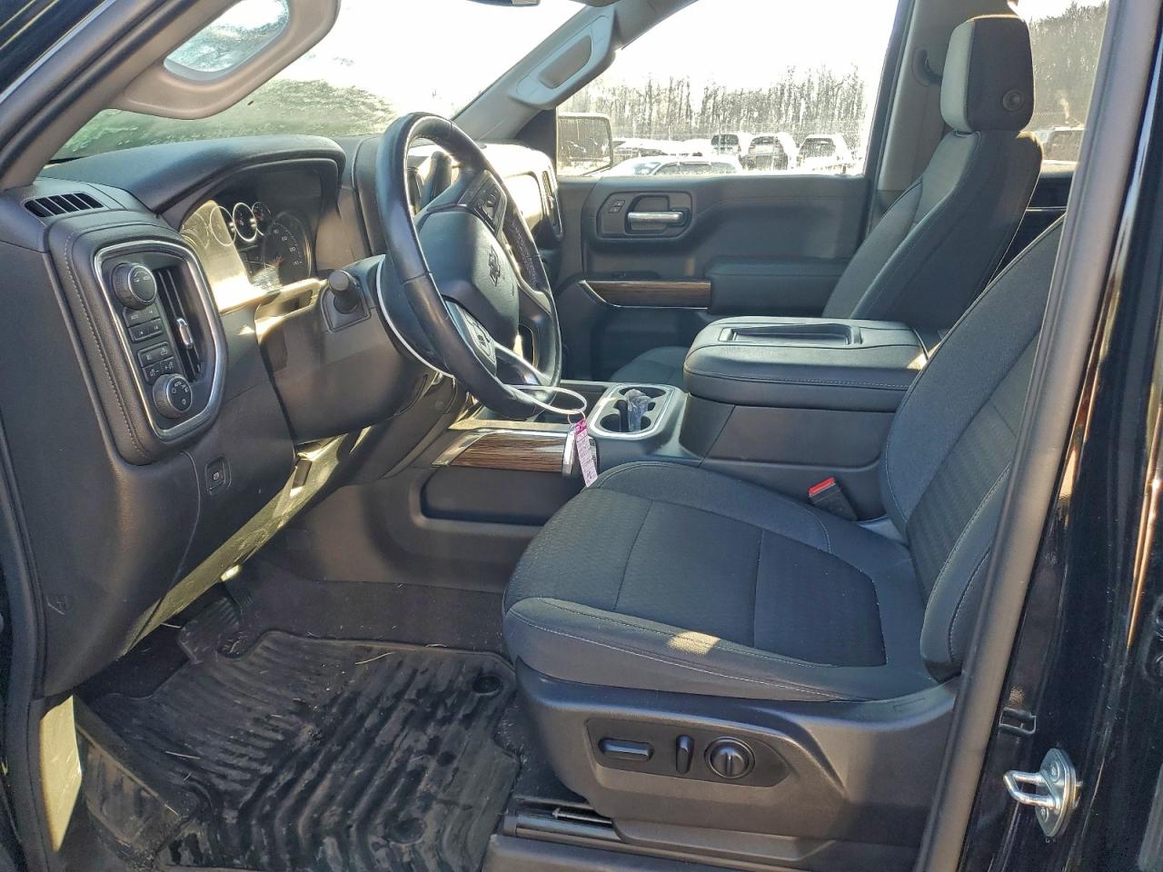 2020 CHEVROLET SILVERADO K1500 RST photo 7