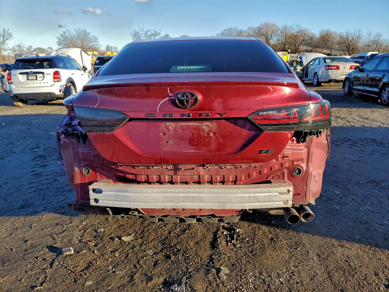 2018 TOYOTA CAMRY L photo 6