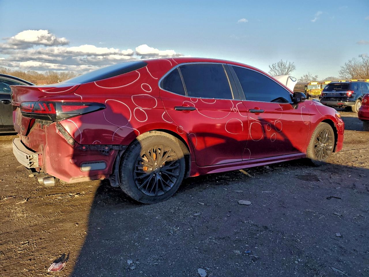 2018 TOYOTA CAMRY L photo 3