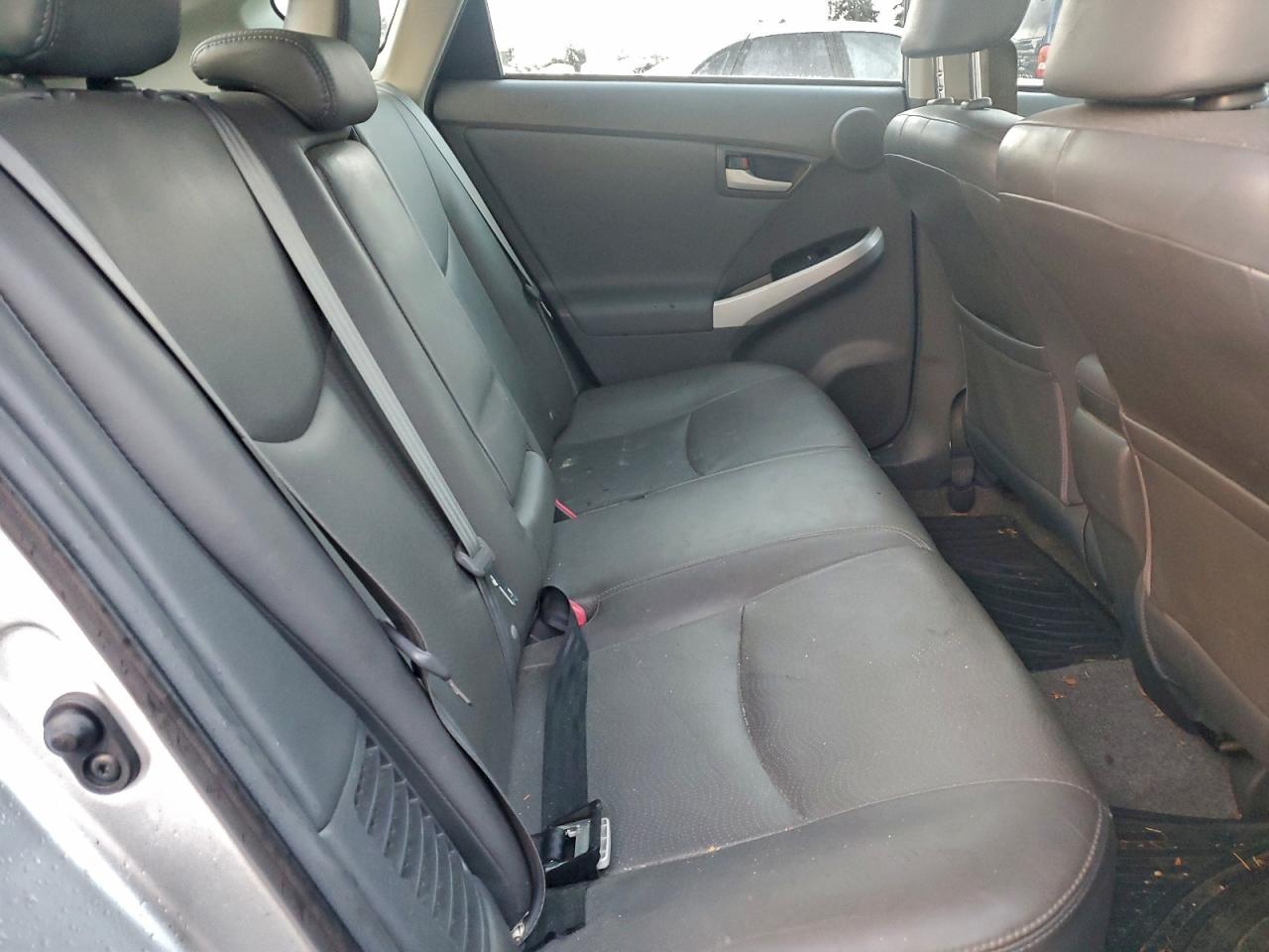 2011 TOYOTA PRIUS photo 10
