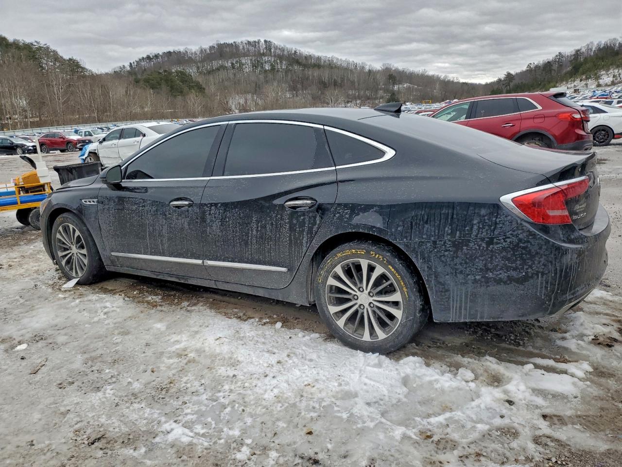 2017 BUICK LACROSSE ESSENCE photo 2