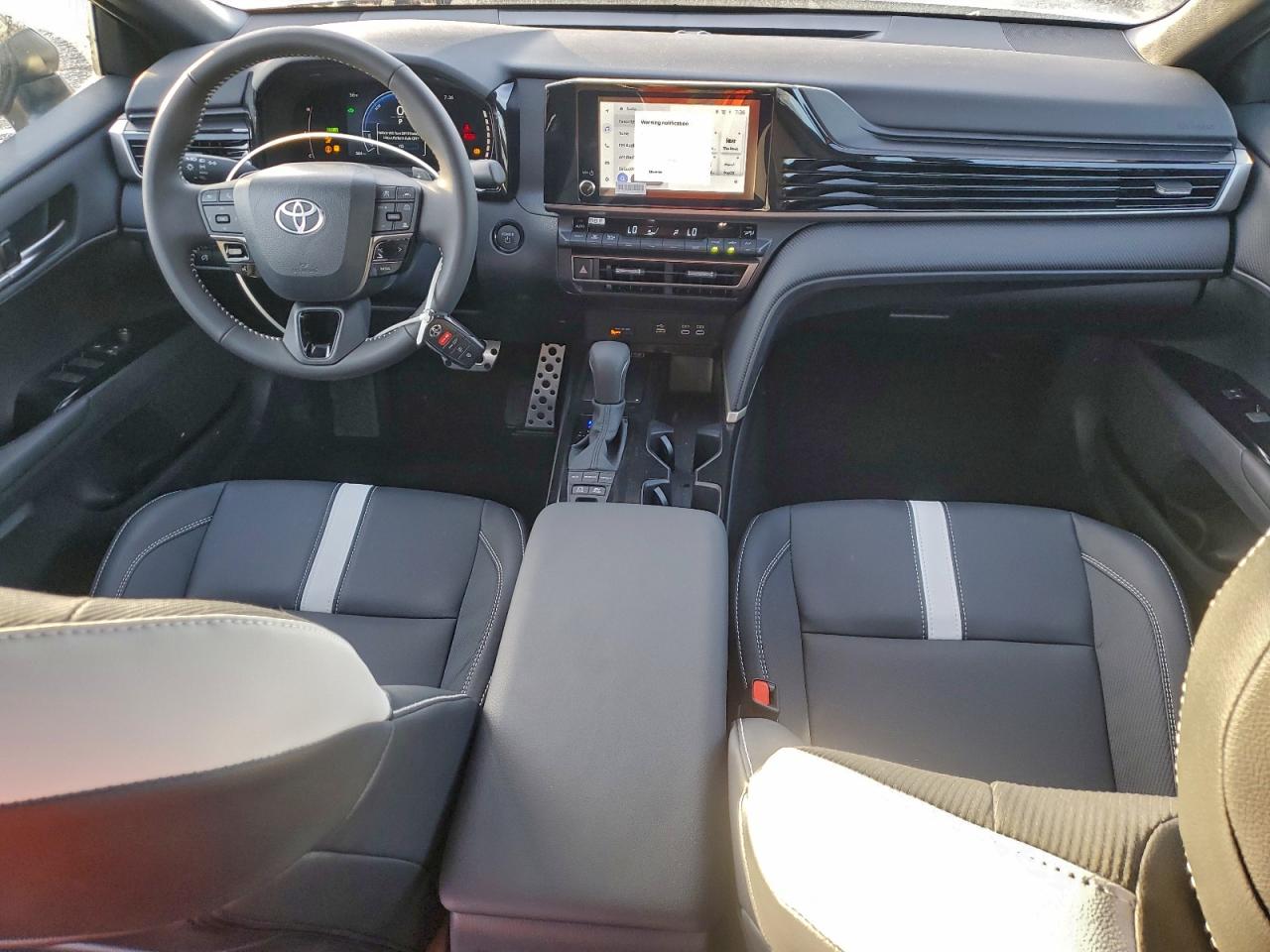 2026 TOYOTA CAMRY XSE photo 8