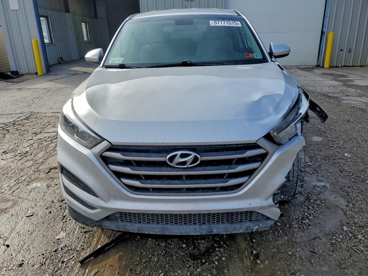 2018 HYUNDAI TUCSON SE photo 5
