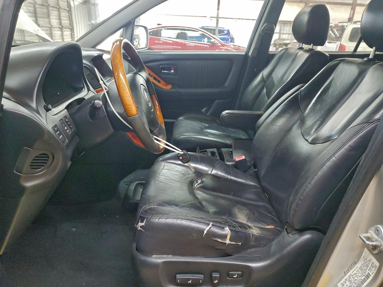 2002 LEXUS RX 300 photo 13