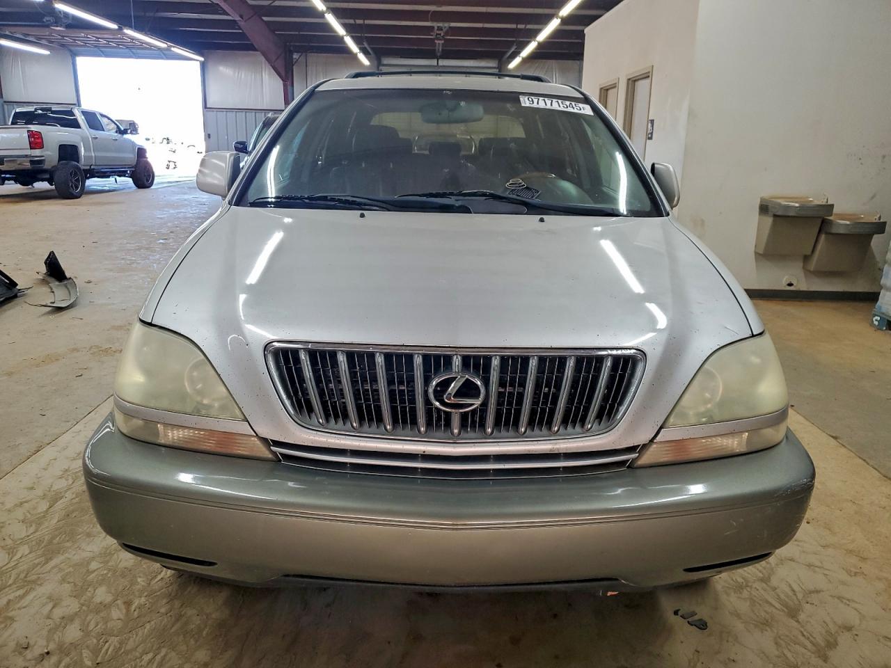 2002 LEXUS RX 300 photo 9