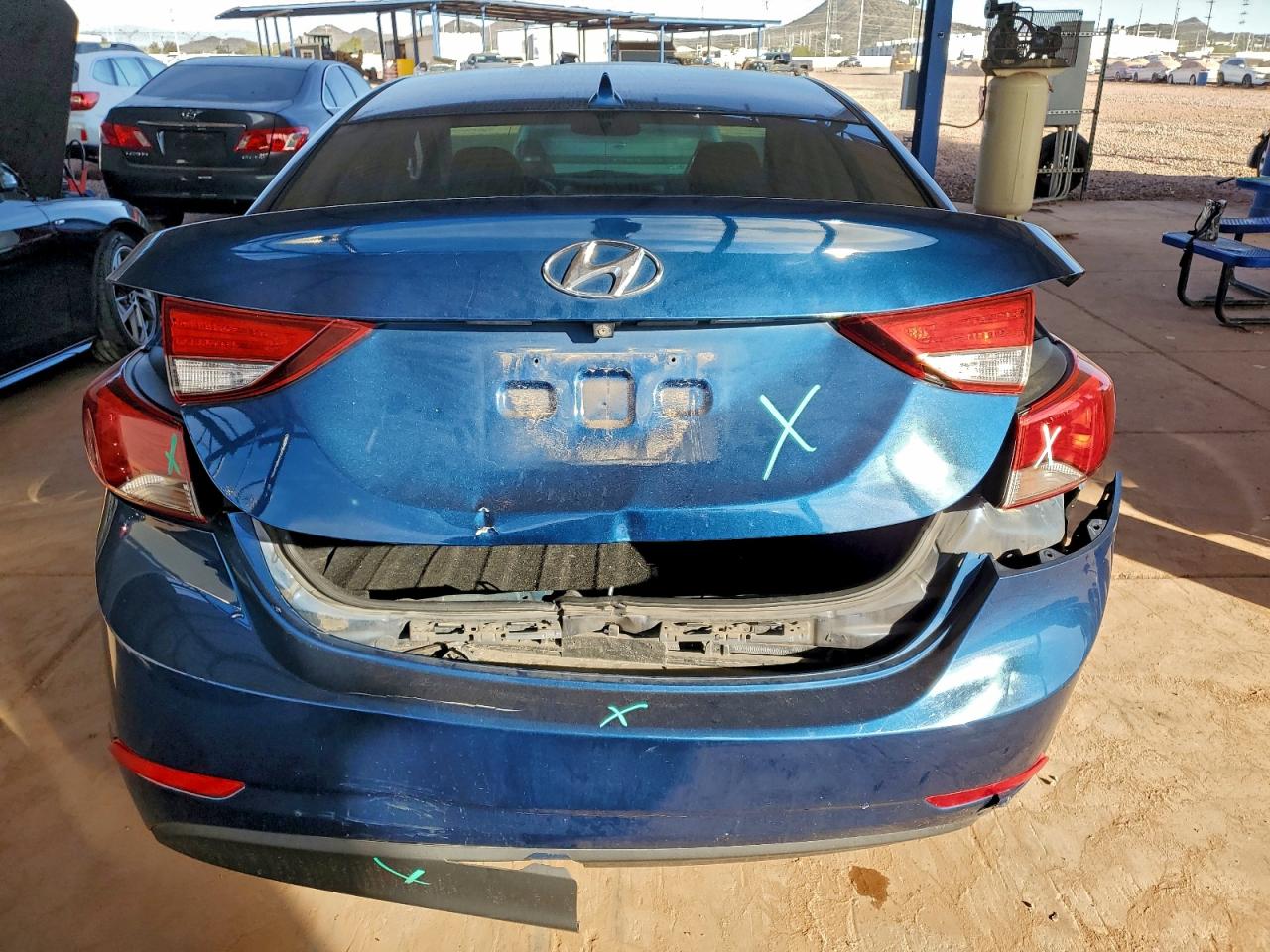 2015 HYUNDAI ELANTRA SE photo 6