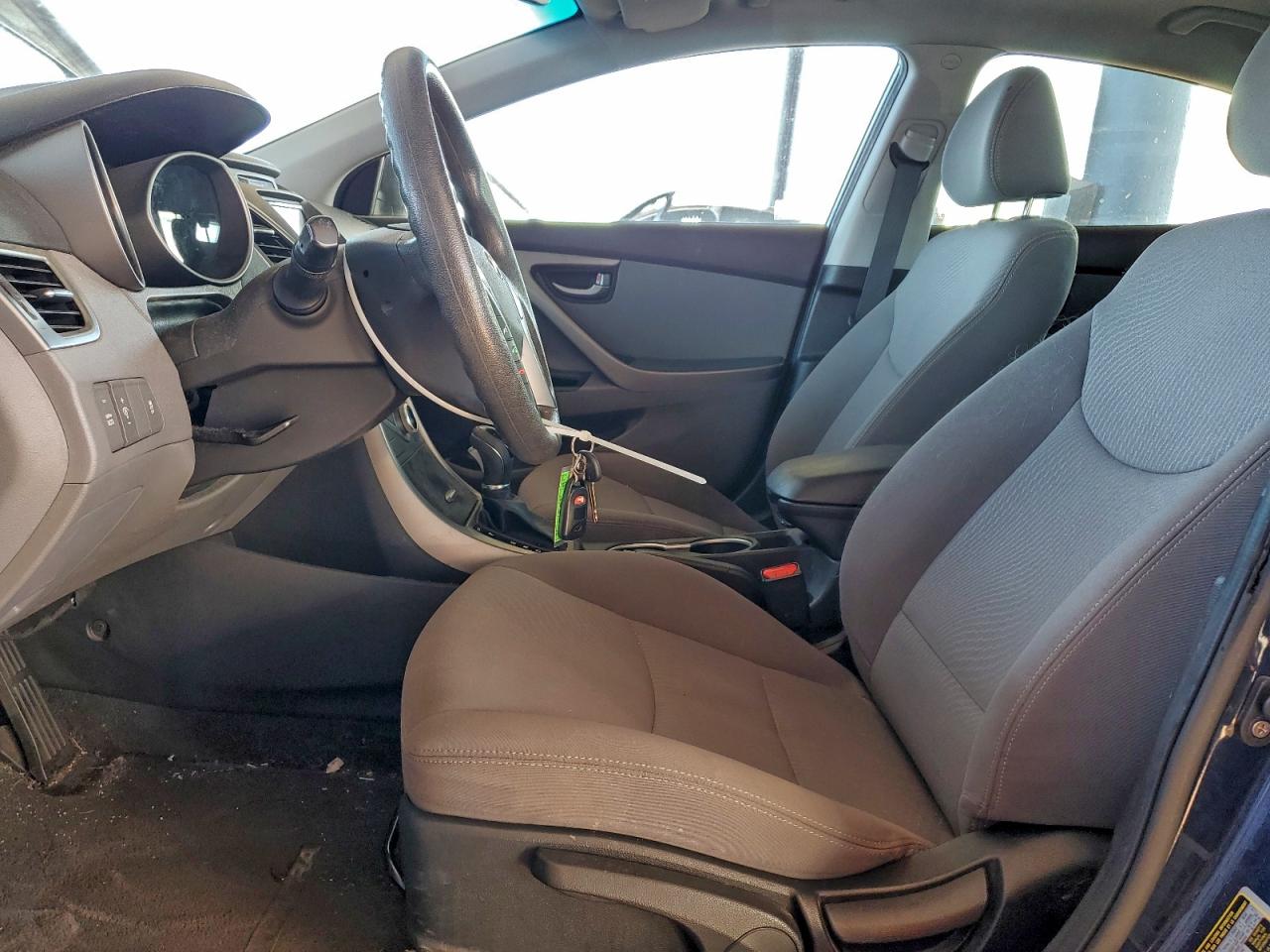 2015 HYUNDAI ELANTRA SE photo 7