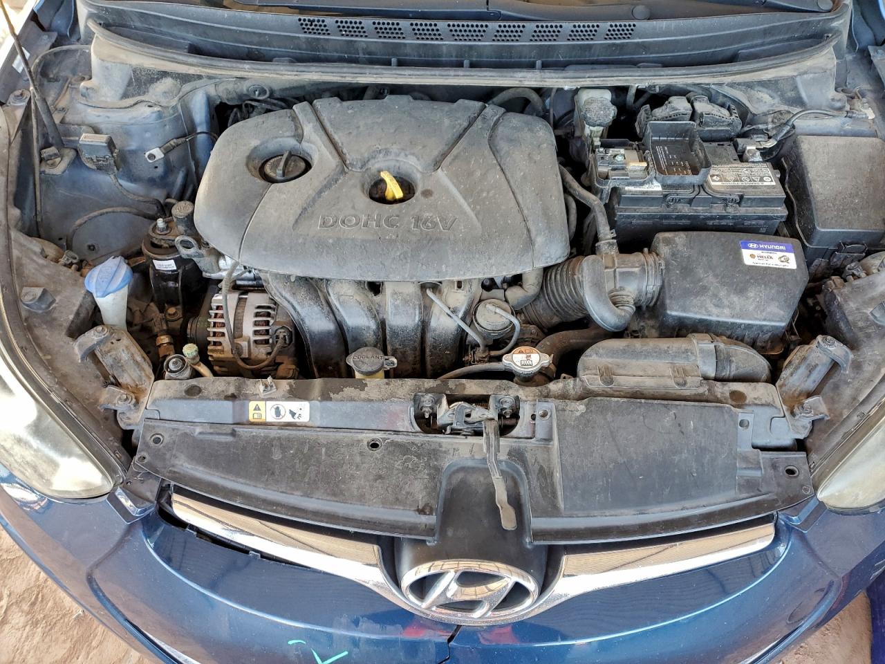 2015 HYUNDAI ELANTRA SE photo 11