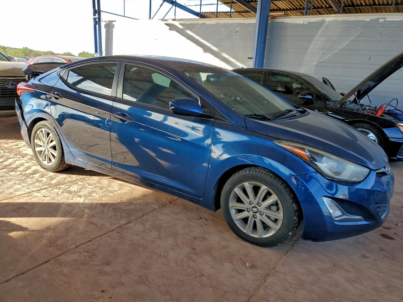 2015 HYUNDAI ELANTRA SE photo 4