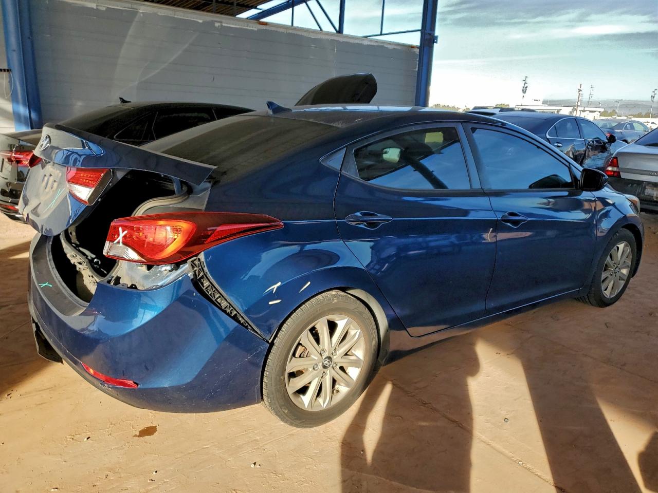 2015 HYUNDAI ELANTRA SE photo 3