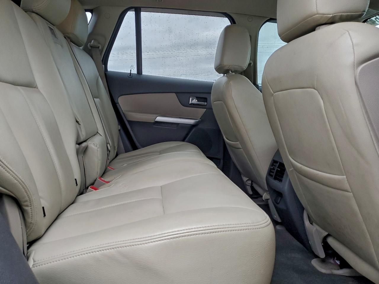 2013 FORD EDGE SE photo 11