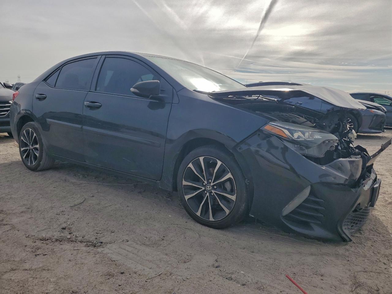 2017 TOYOTA COROLLA L photo 4