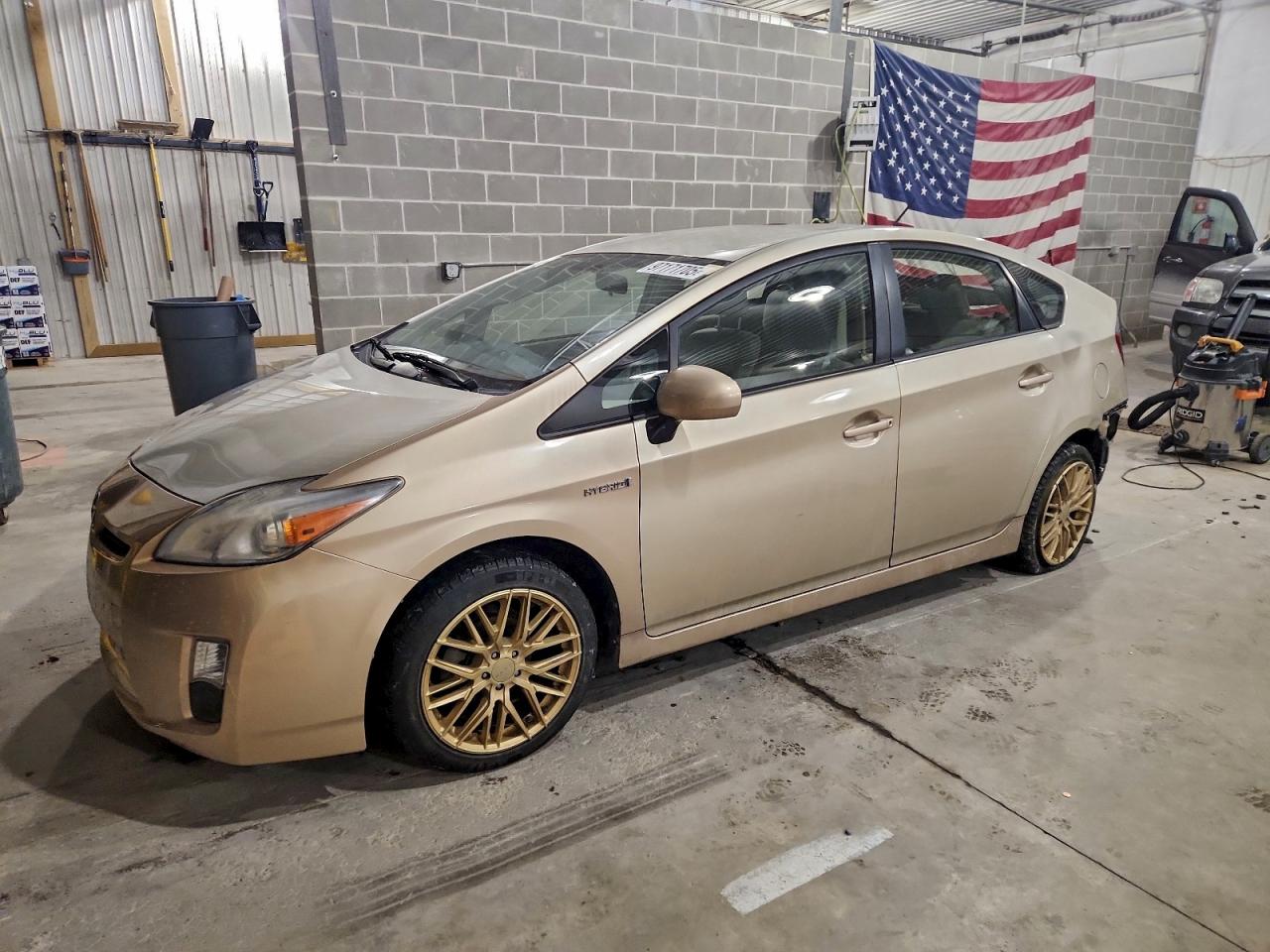 2011 TOYOTA PRIUS