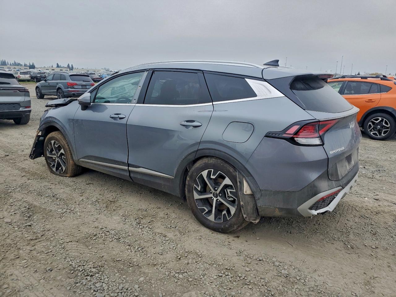 2025 KIA SPORTAGE EX photo 2