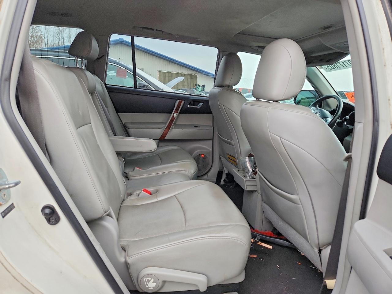 2012 TOYOTA HIGHLANDER LIMITED photo 11