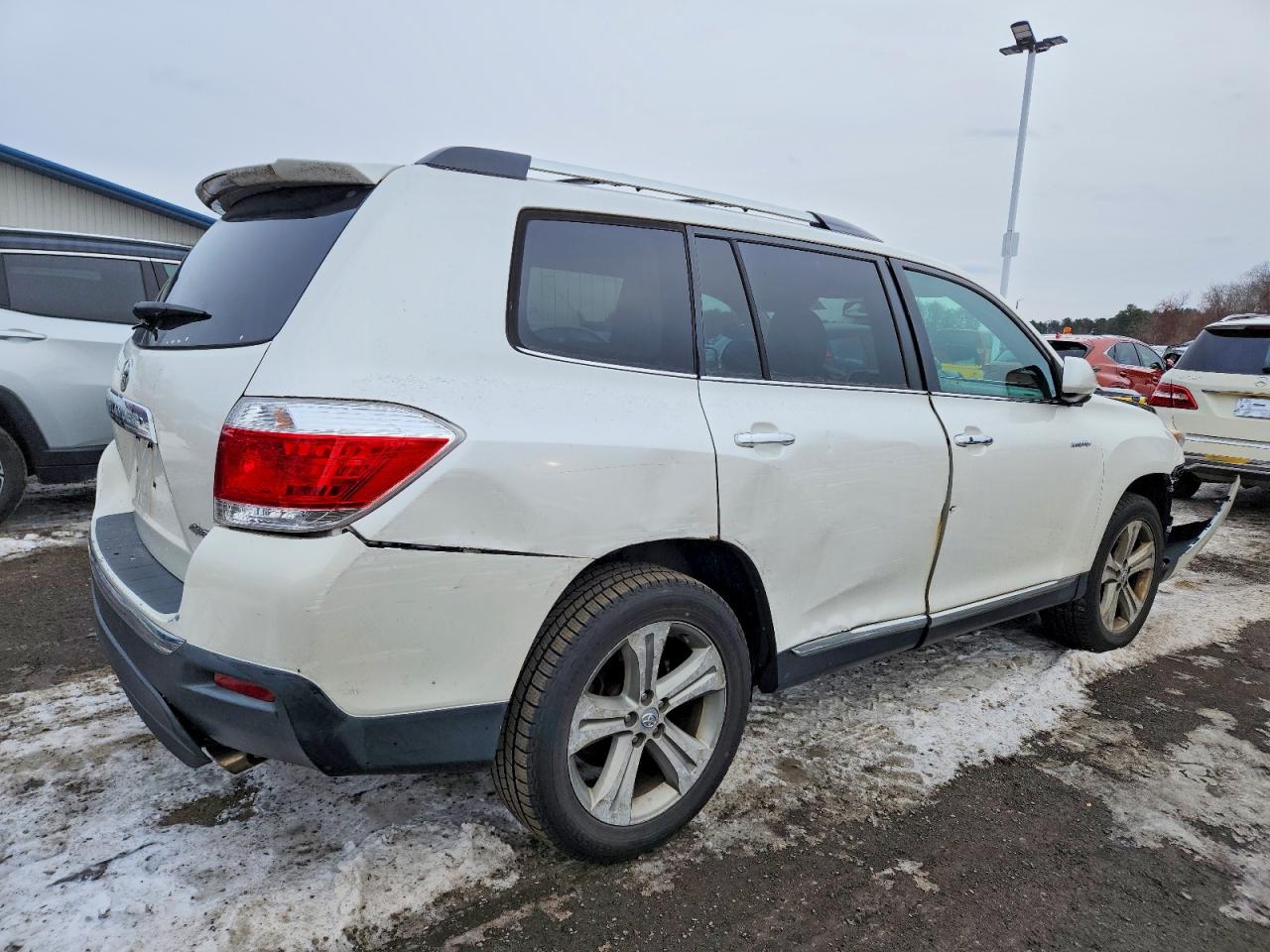 2012 TOYOTA HIGHLANDER LIMITED photo 3