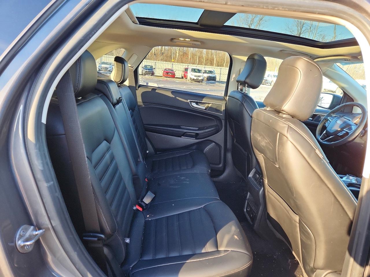 2021 FORD EDGE SEL photo 11