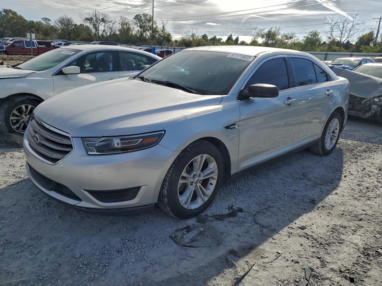 2016 FORD TAURUS