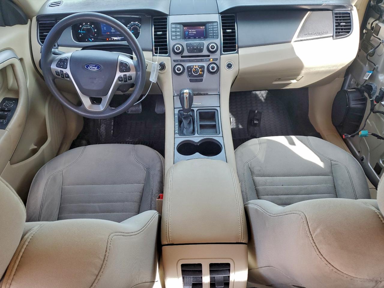2016 FORD TAURUS SE photo 8