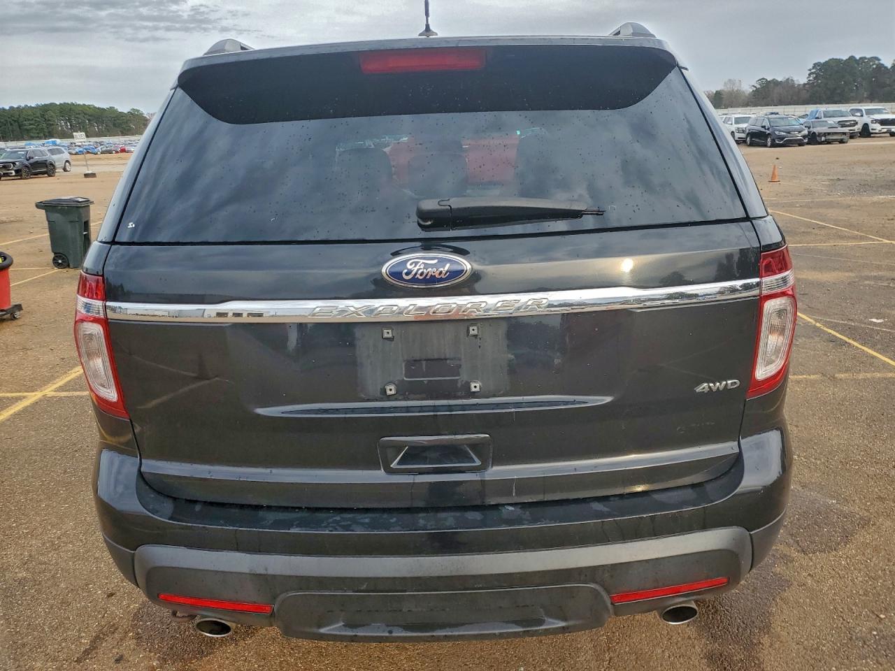 2014 FORD EXPLORER photo 6