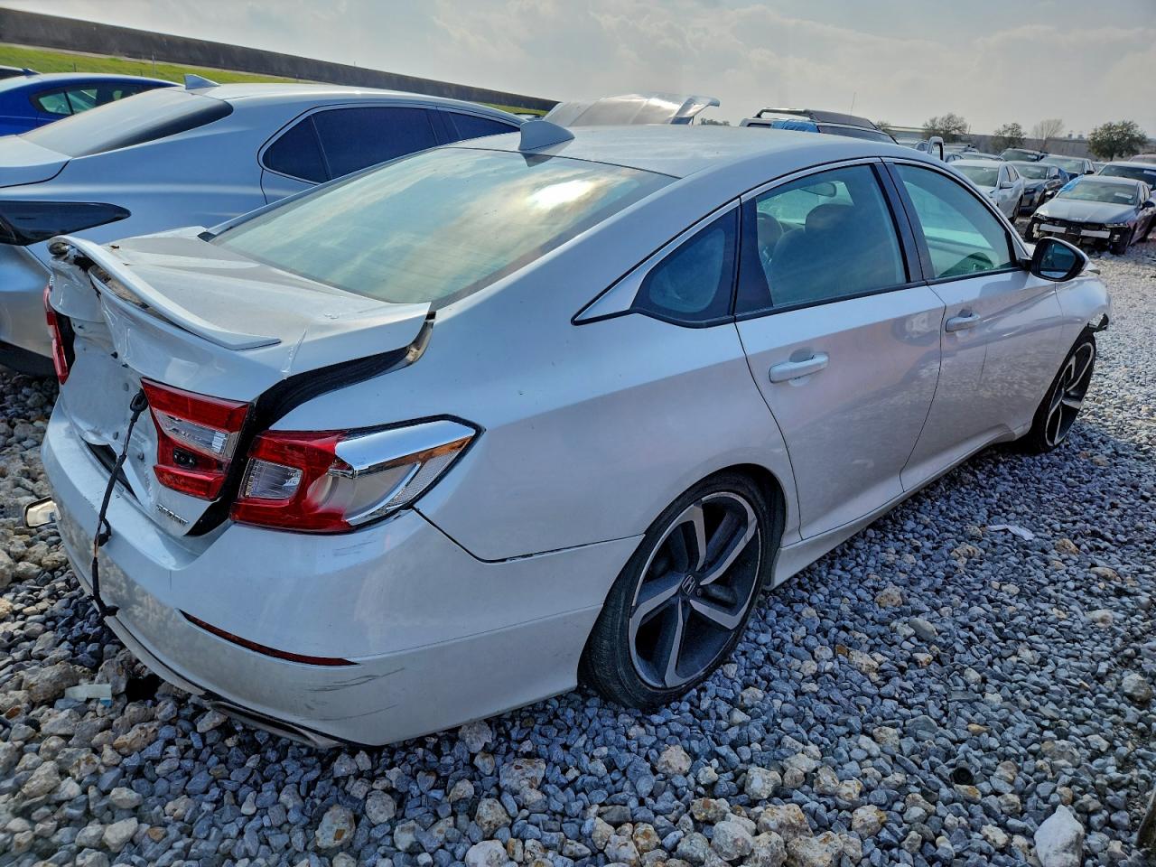 2020 HONDA ACCORD SPORT photo 3
