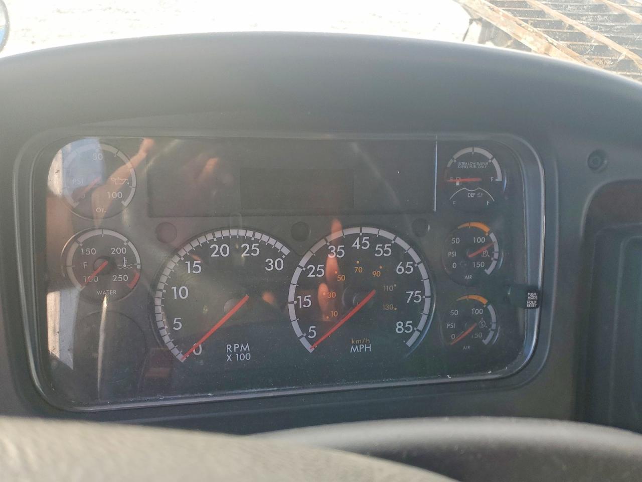2020 FREIGHTLINER BUSINESS CLASS M2 BOX TRUCK photo 17
