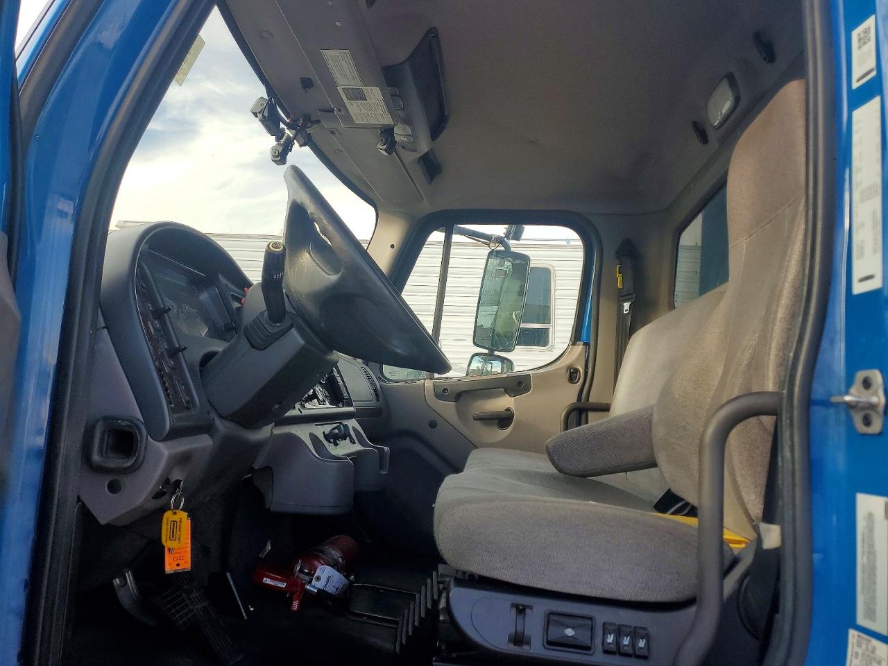 2020 FREIGHTLINER BUSINESS CLASS M2 BOX TRUCK photo 13