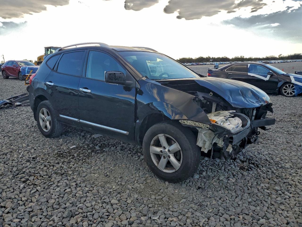 2011 NISSAN ROGUE S photo 4