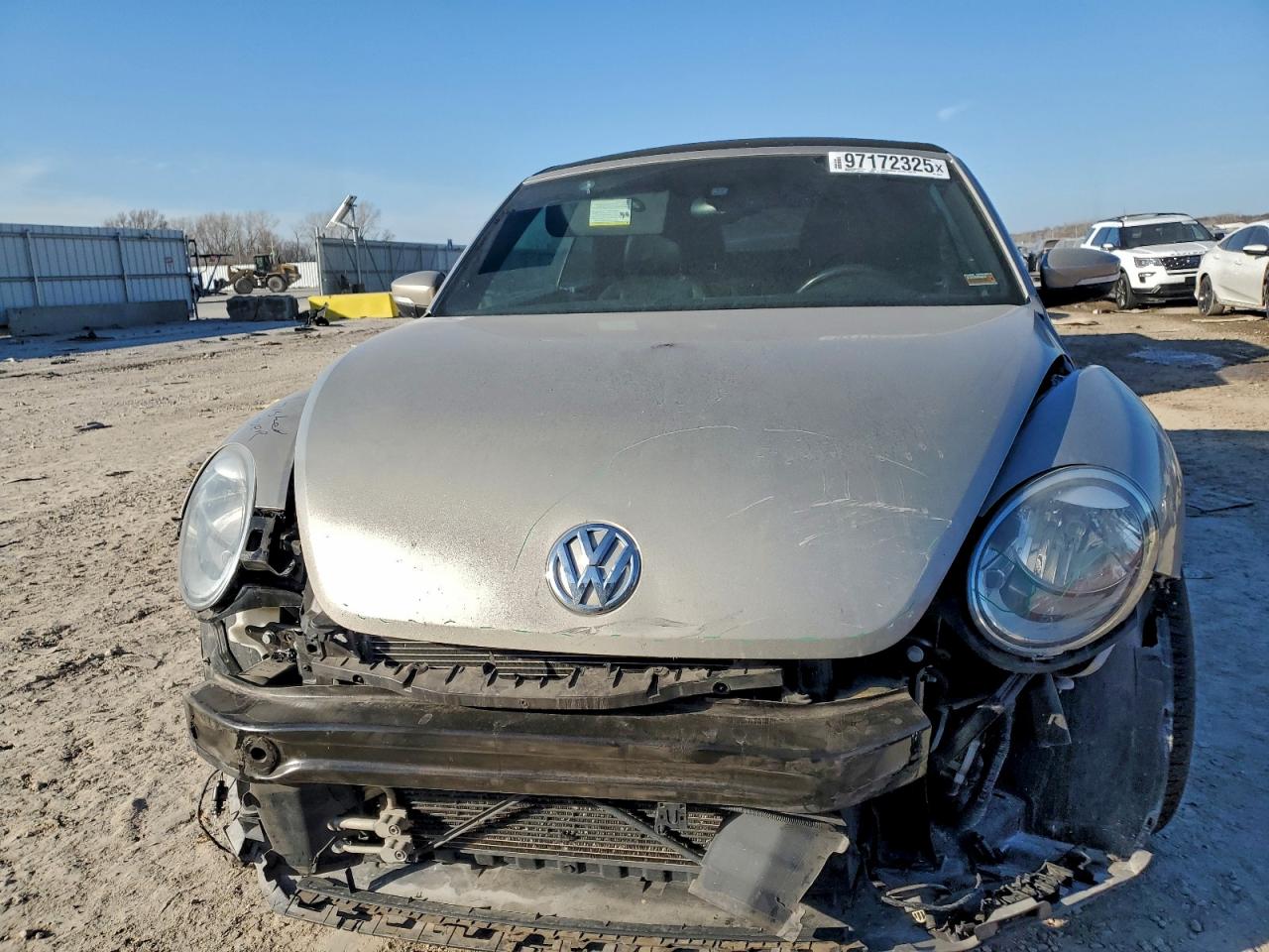 2016 VOLKSWAGEN BEETLE S/SE photo 5