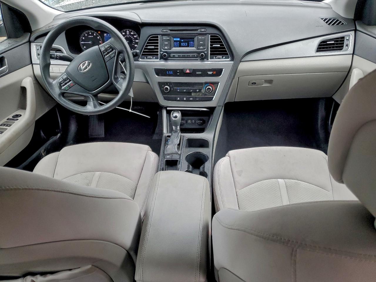 2015 HYUNDAI SONATA SE photo 8