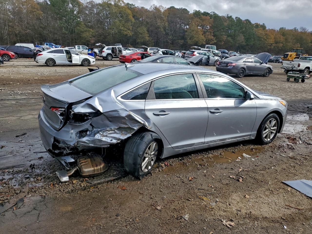 2015 HYUNDAI SONATA SE photo 3