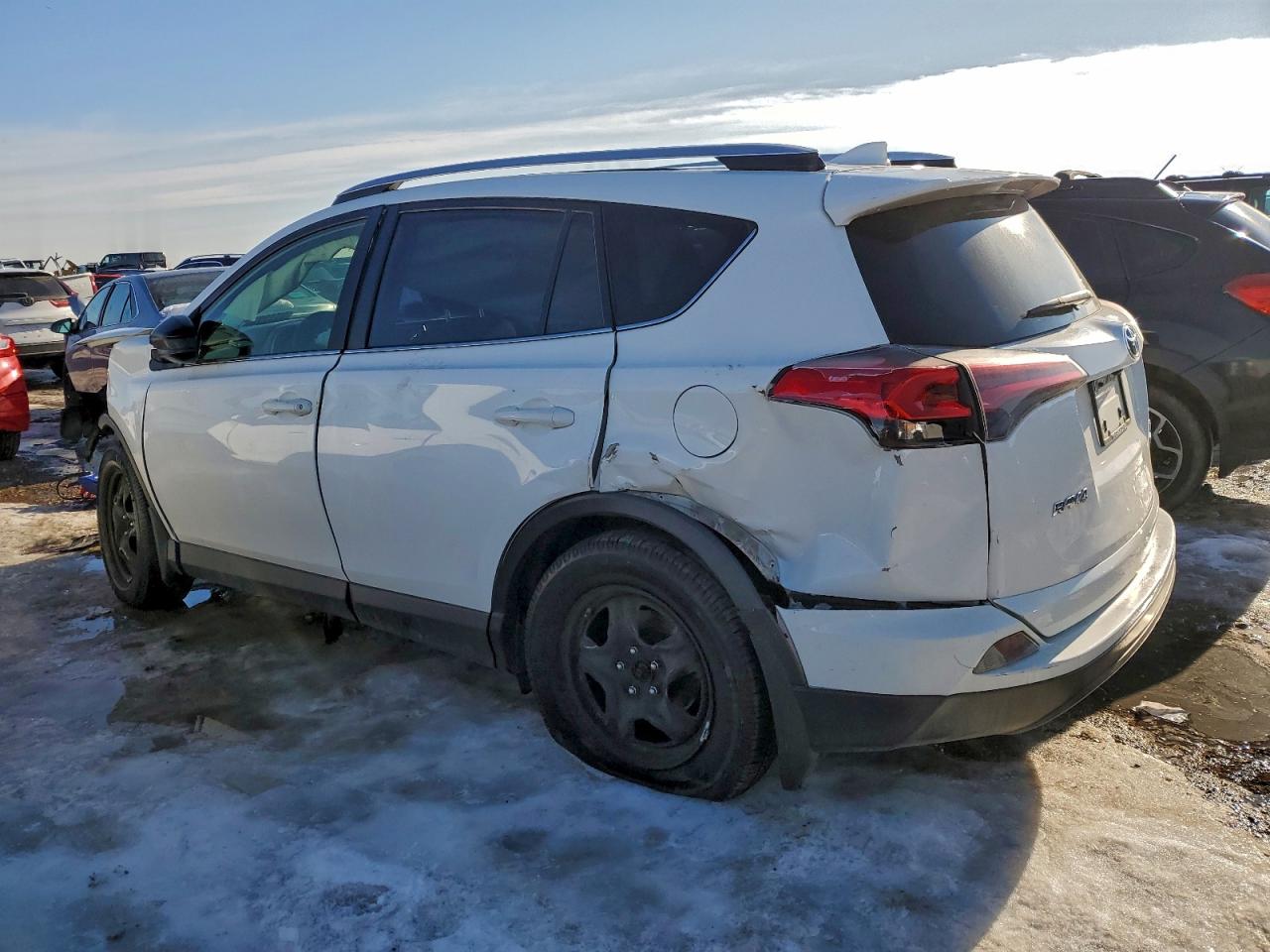 2016 TOYOTA RAV4 LE photo 2