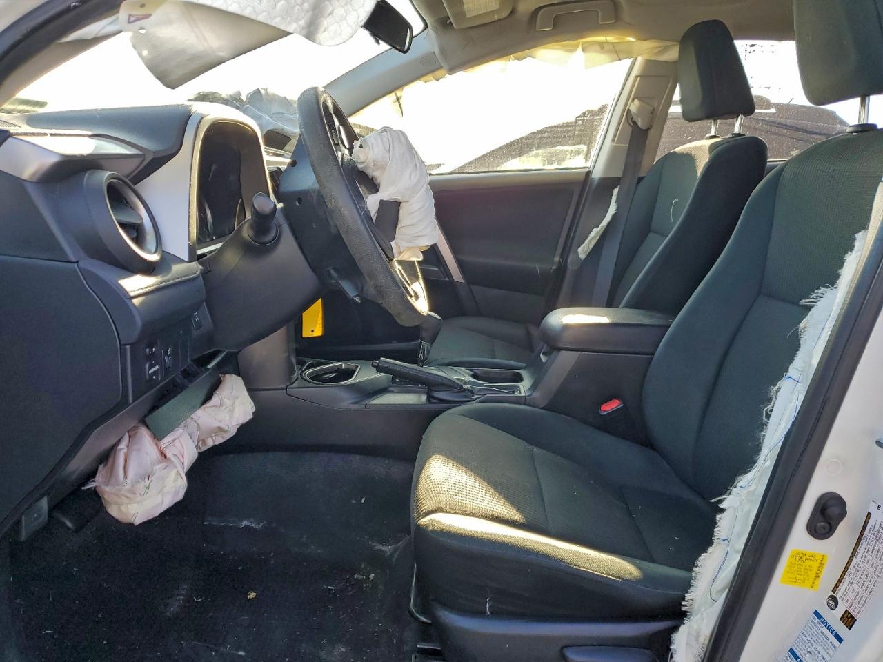2016 TOYOTA RAV4 LE photo 7