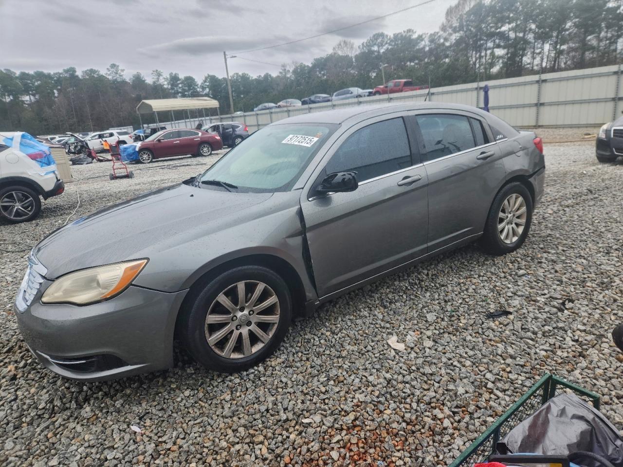 2013 CHRYSLER 200