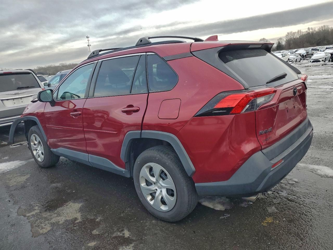 2019 TOYOTA RAV4 LE photo 2