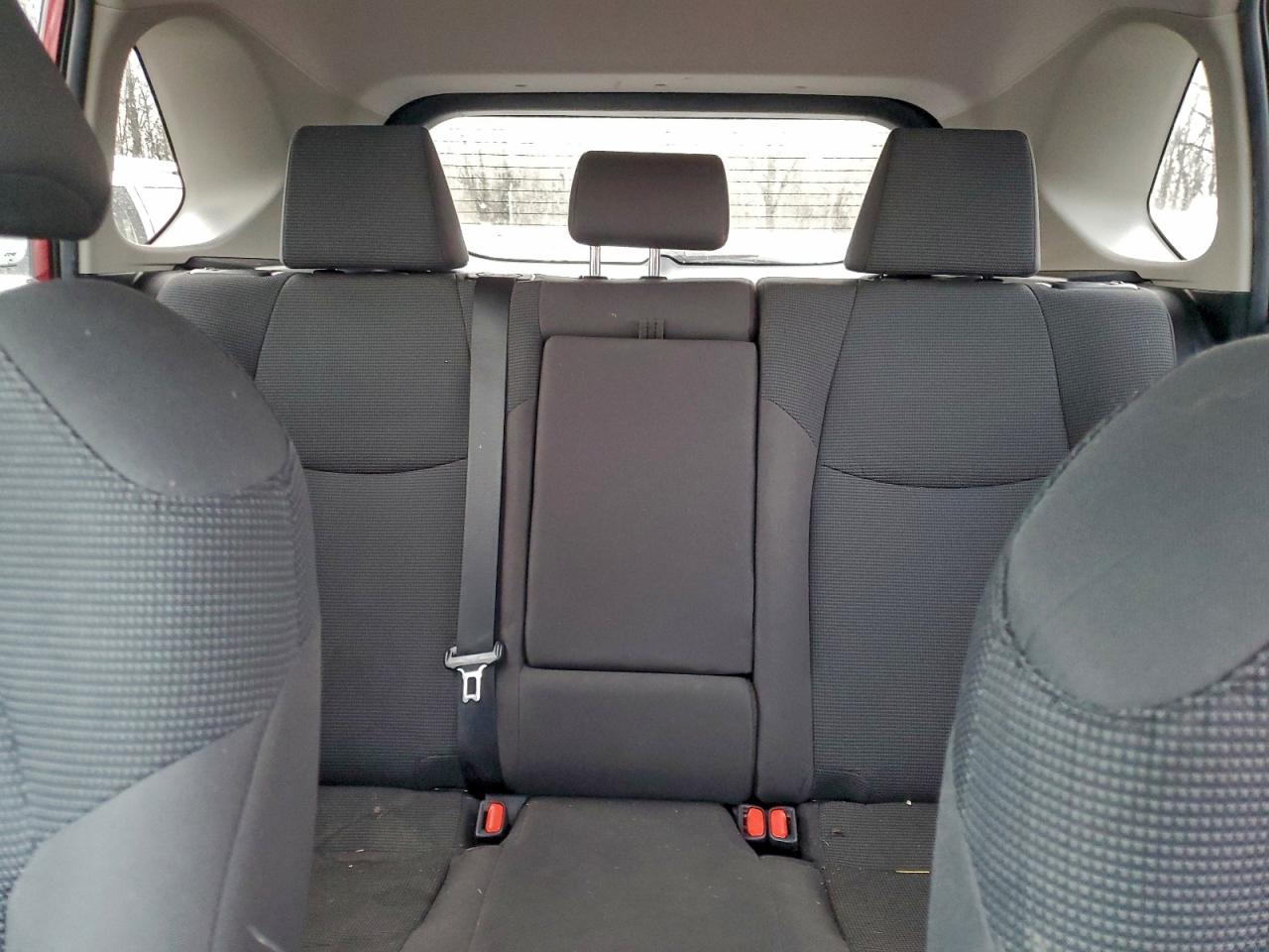 2019 TOYOTA RAV4 LE photo 10