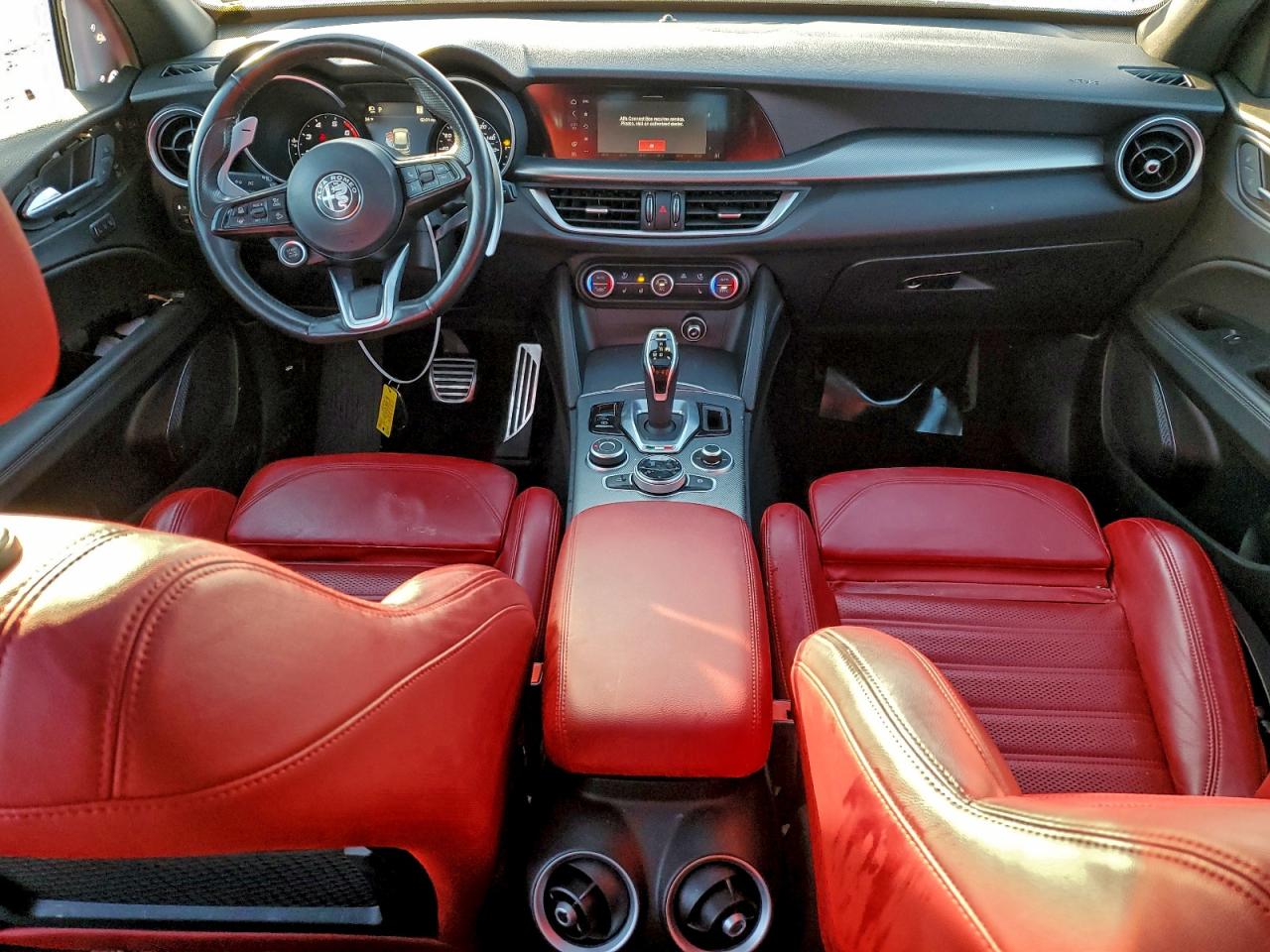 2022 ALFA ROMEO STELVIO TI photo 8