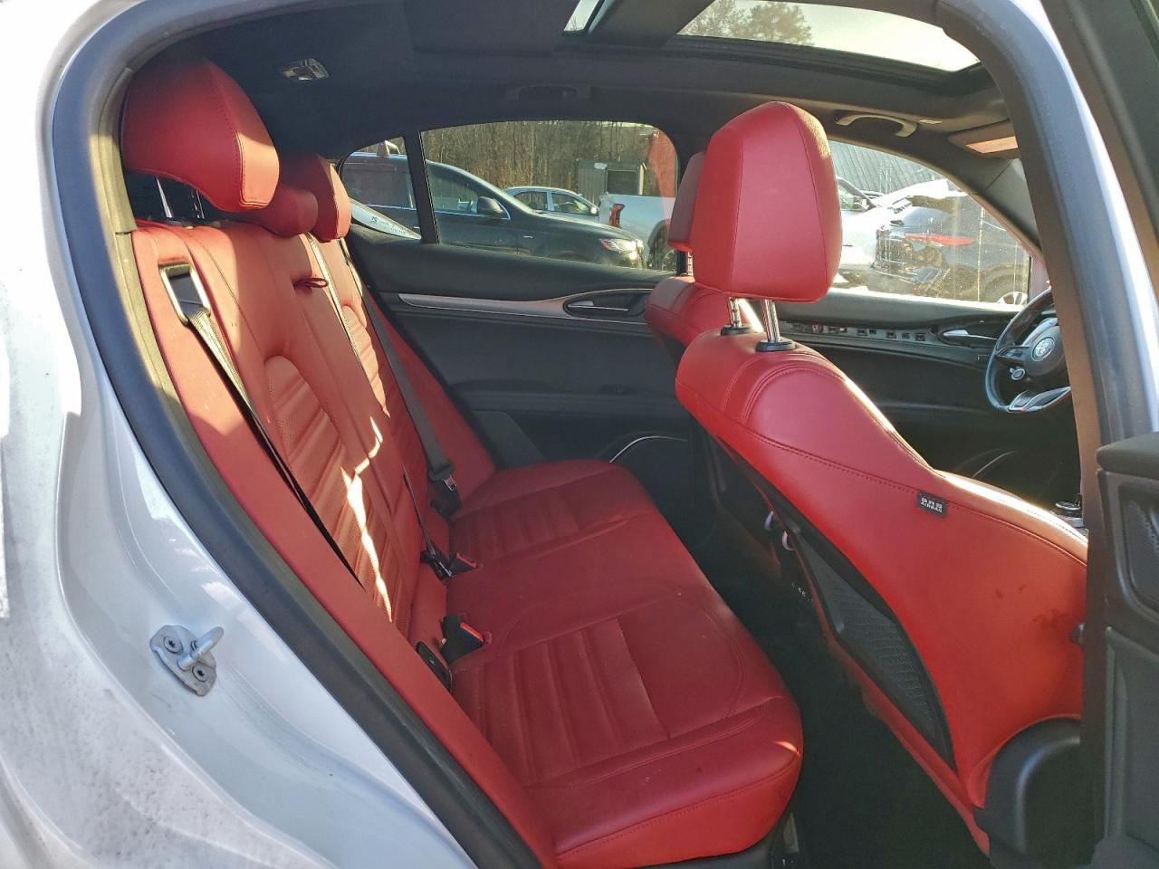 2022 ALFA ROMEO STELVIO TI photo 11