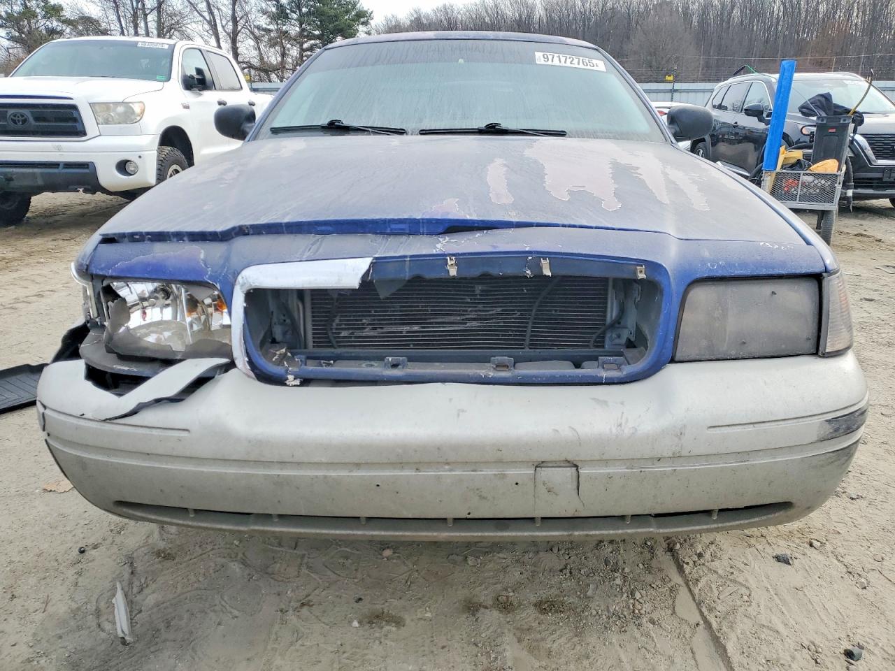 2004 FORD CROWN VICTORIA photo 5