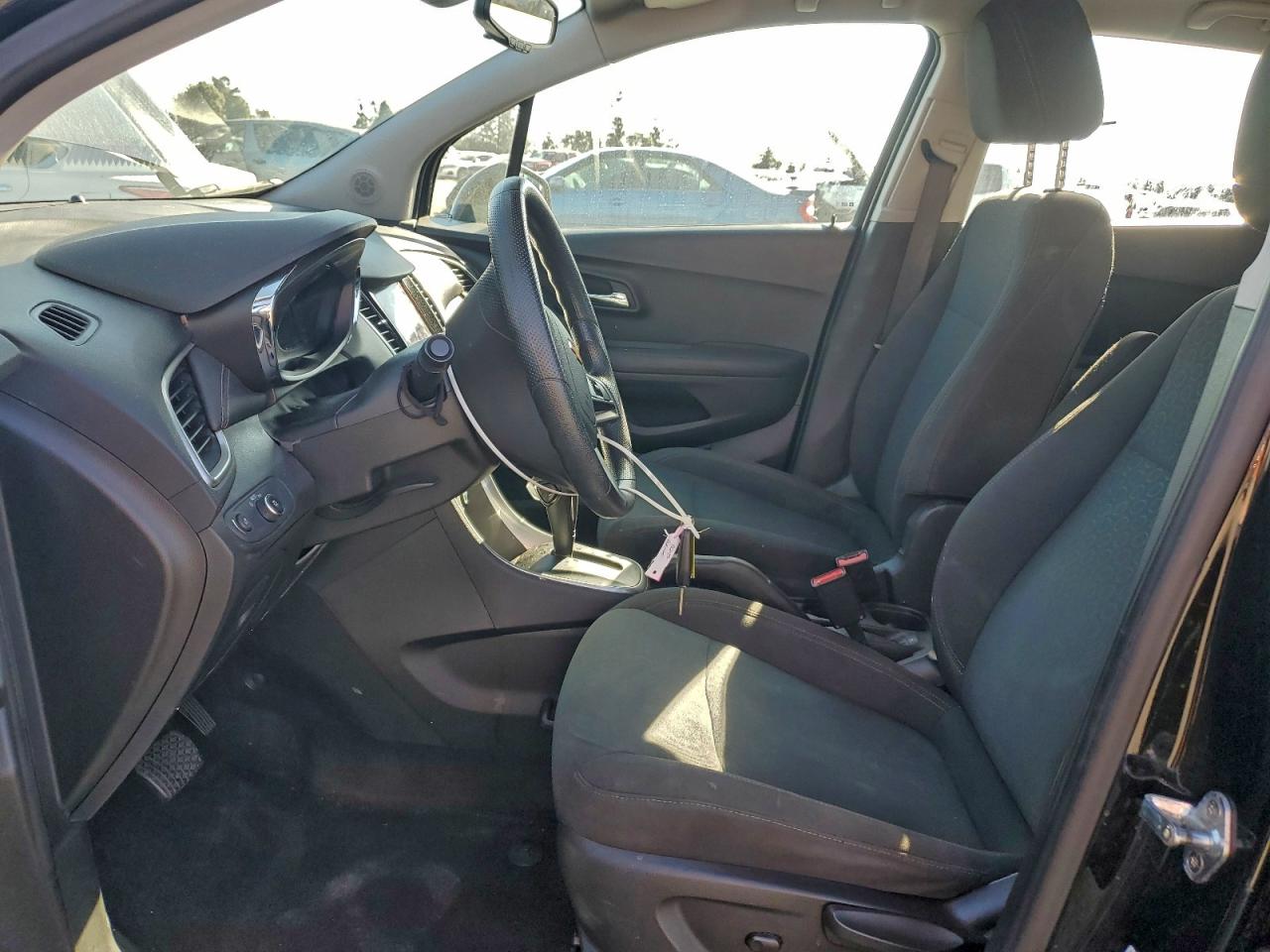 2020 CHEVROLET TRAX LS photo 7