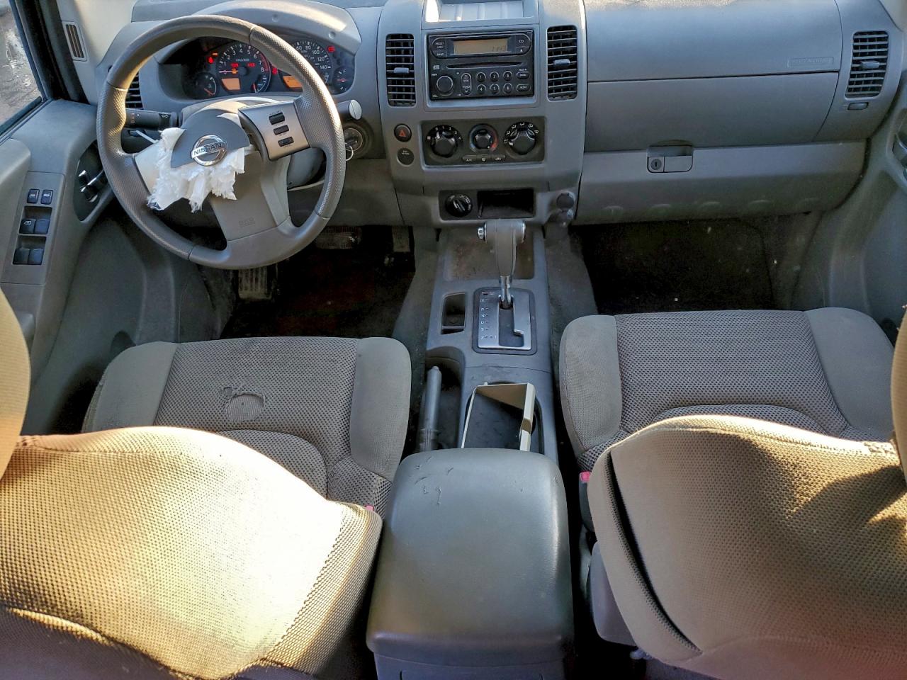 2006 NISSAN FRONTIER CREW CAB LE photo 8