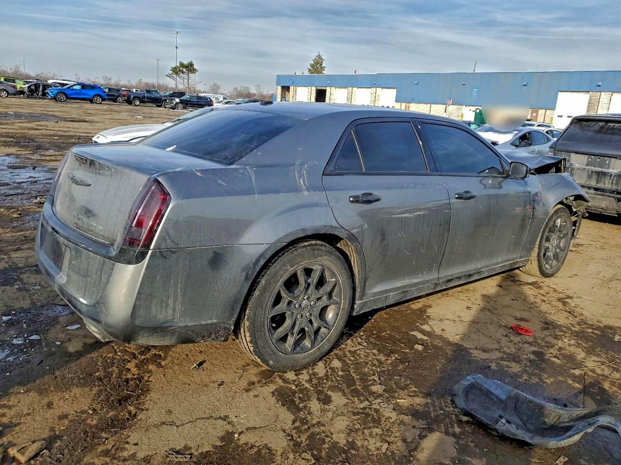 2011 CHRYSLER 300C photo 5